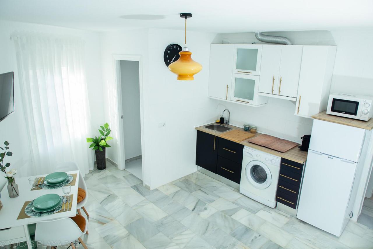 Yucas Playa B&B Benalmádena Zewnętrze zdjęcie